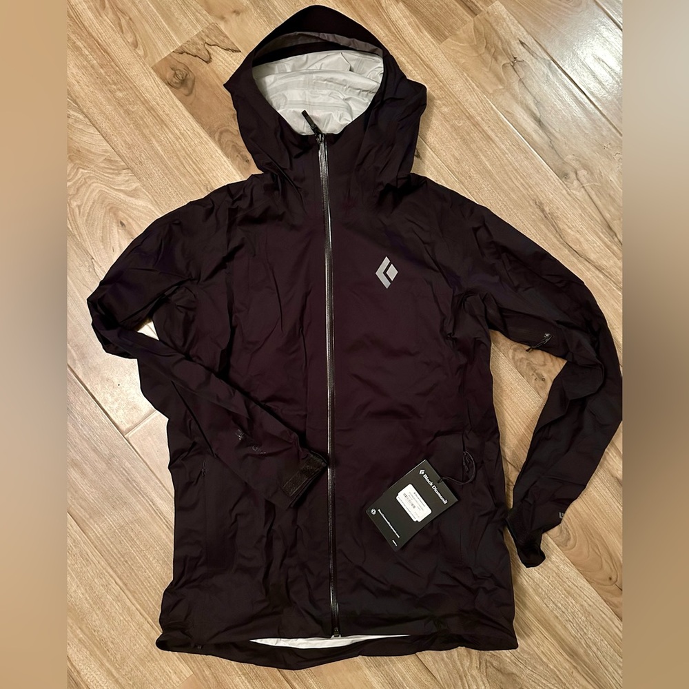 NWT black diamond storm line rain shell